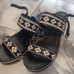 Womens Tory Burch Size 8 Black and White sandal wedge
